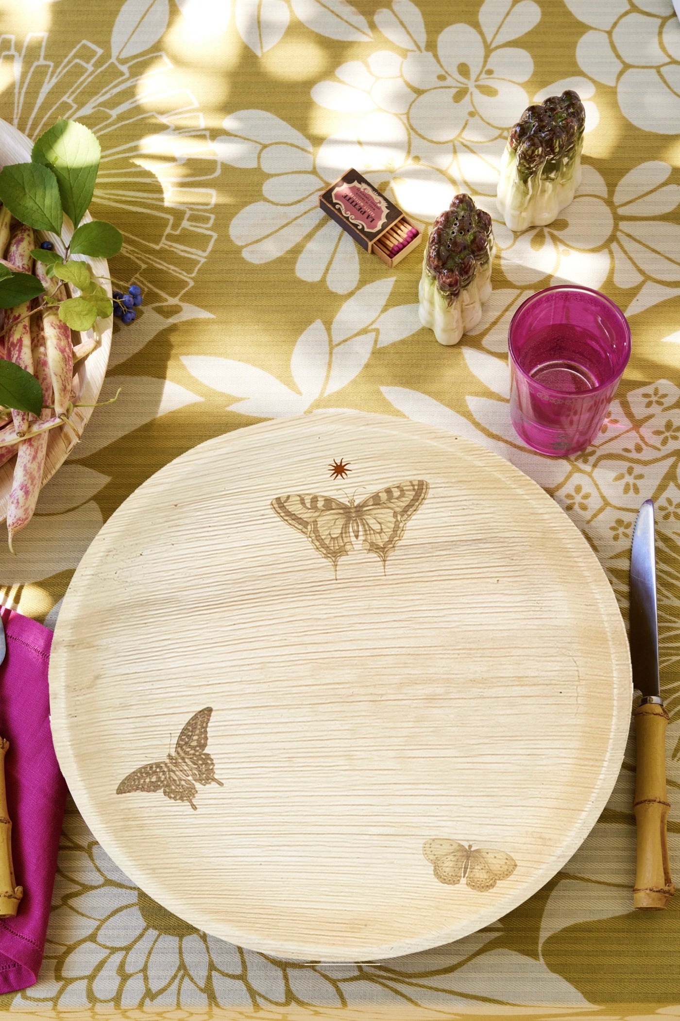 All Season Plates - Butterfly Wreath