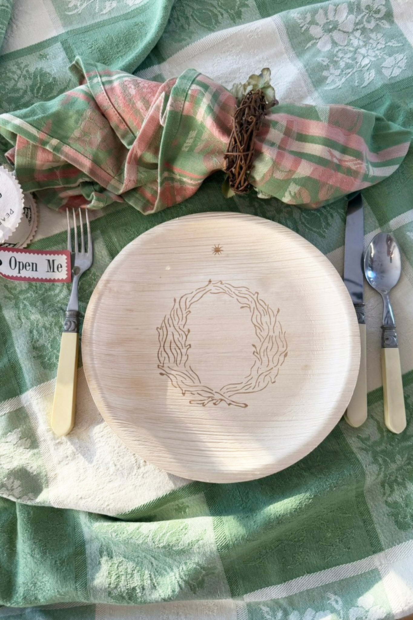 All Season Plates - Rustic Wreath