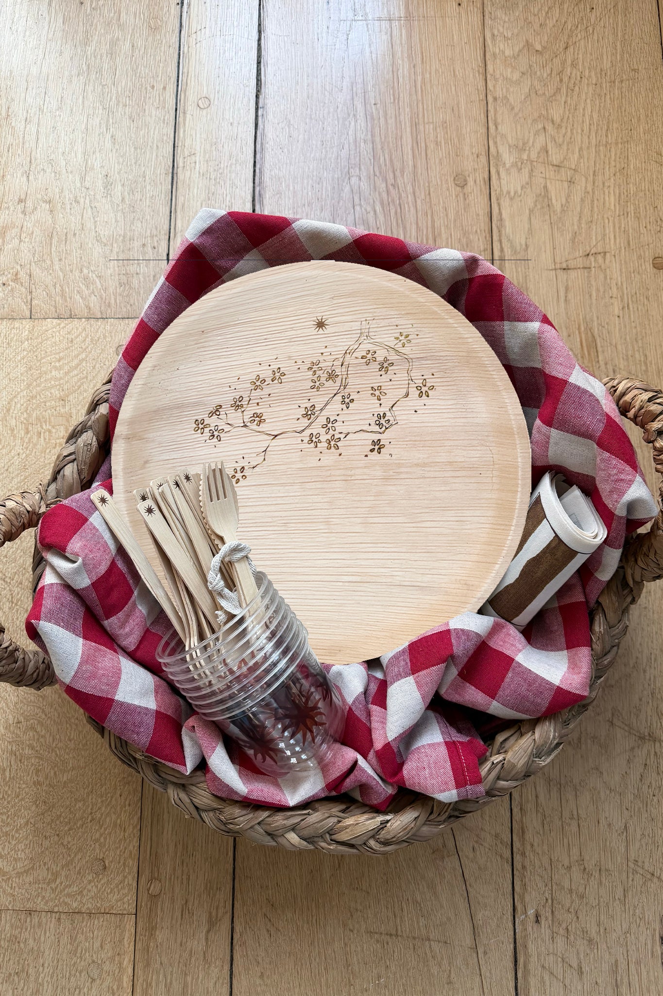 Summer Seasonal Plates - Snow in Summer