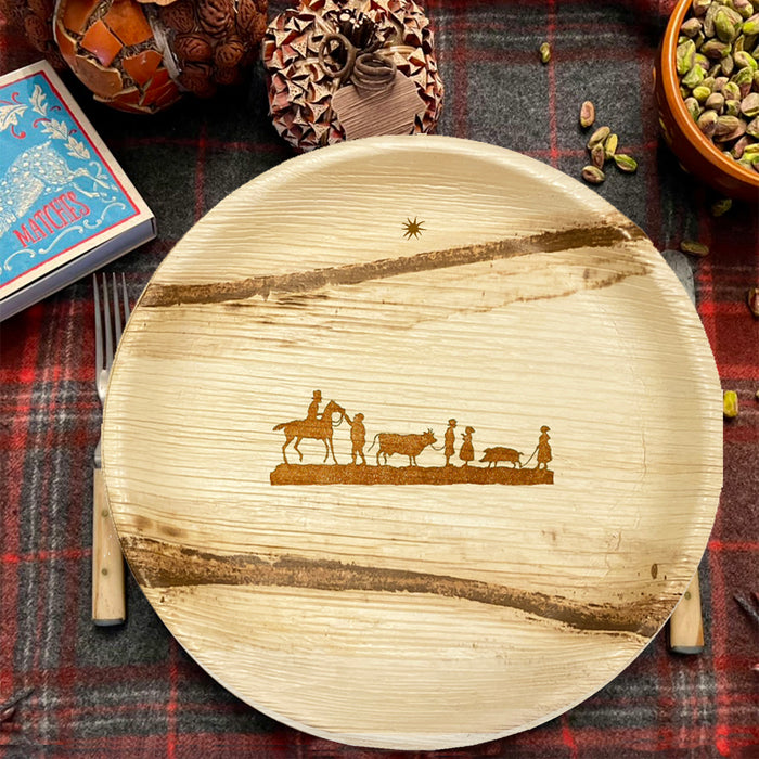 maaterra compostable palm leaf plate with holiday Silhouette design.