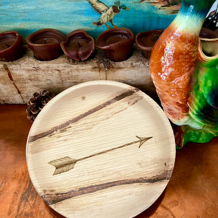 maaterra compostable palm leaf plate with single arrow design.