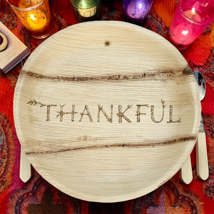 maaterra compostable palm leaf plate with holiday THANKFUL design.